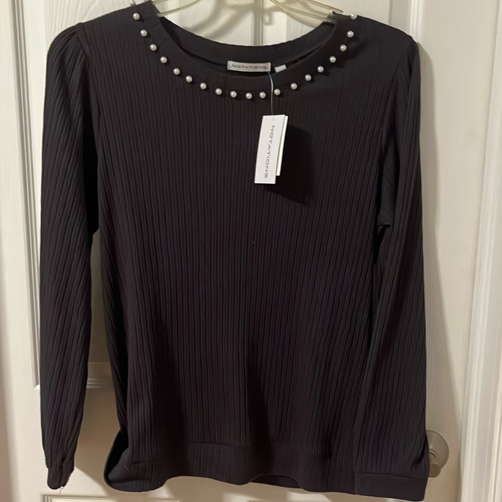 NWT Notations Charcoal grey light weight ribbed sweater pearl details. Size PXL.